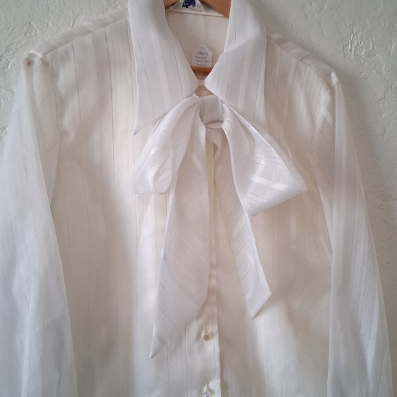 Vintage 60s White Semi Sheer Blouse with Bow Tie Cottagecore Coquette - Picture 4 of 5